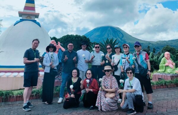 Screenshot_2025-10-30-10-01-05-978_com.whatsapp-edit